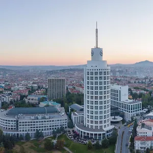 Отель Sheraton & Convention Center